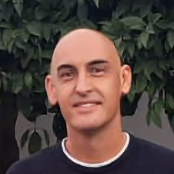 Manuel Fernández González